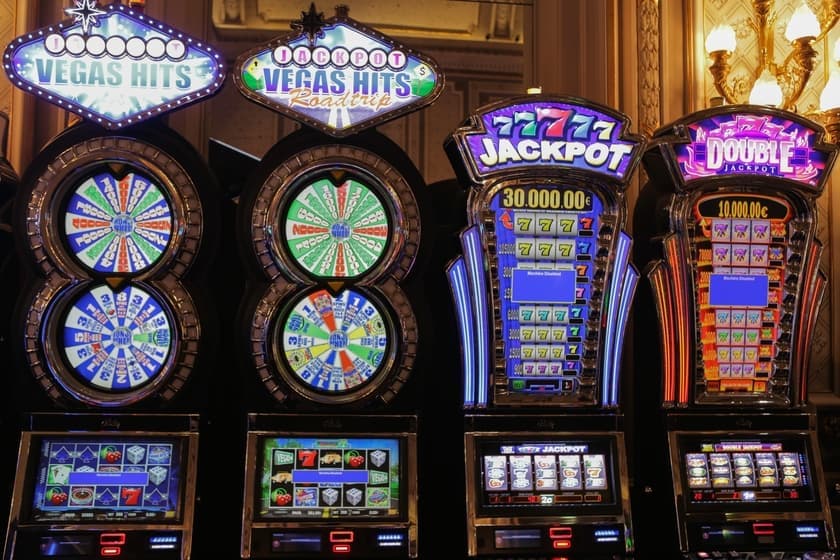 Spinning Success: Why Online Slots Continue to Grow in 2025